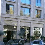 Met Hotel